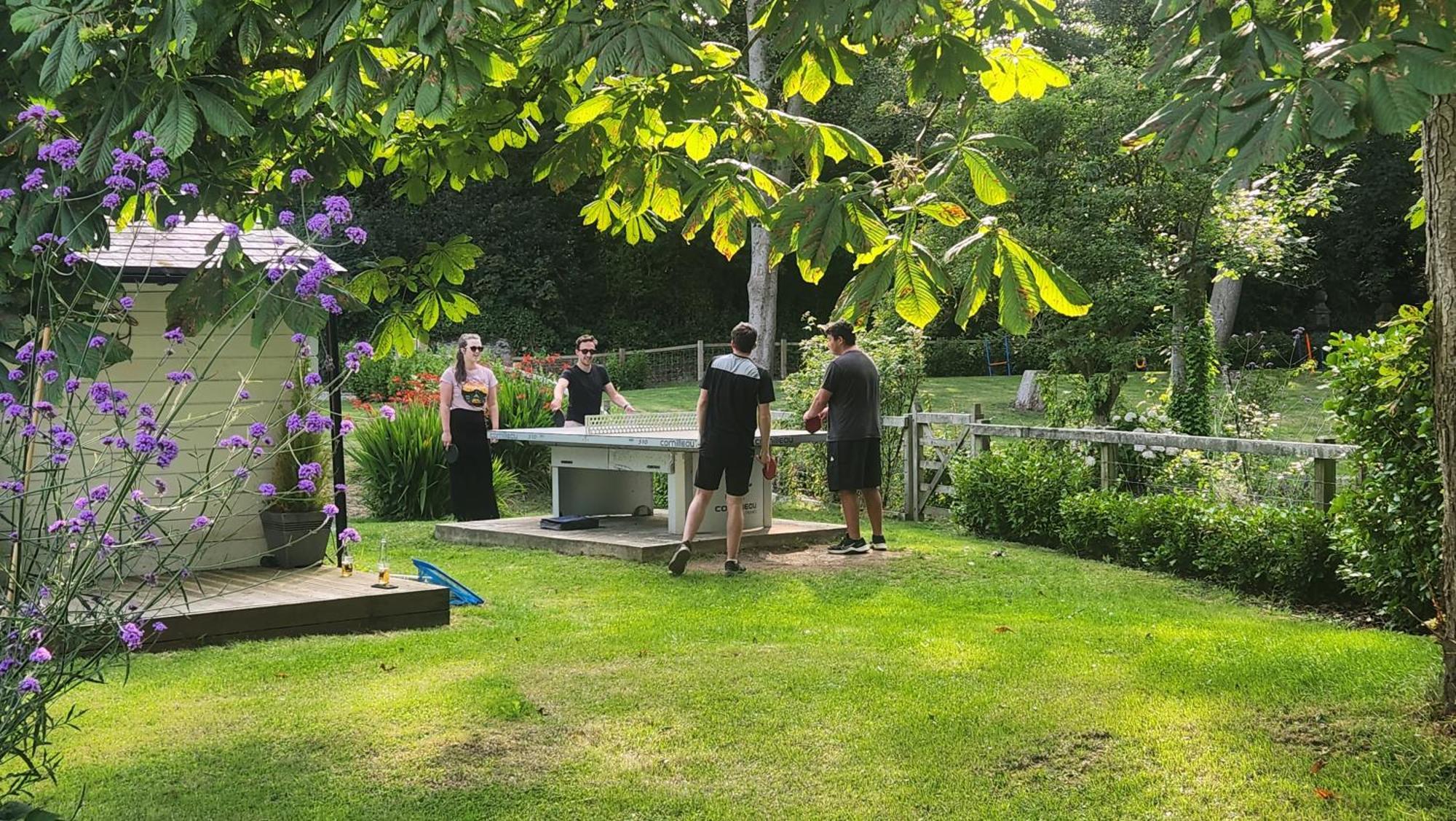 Red River Stables - Peaceful, Beautiful Grounds, Swimming Pool, Central Location For West Cornwall Camborne Exterior photo